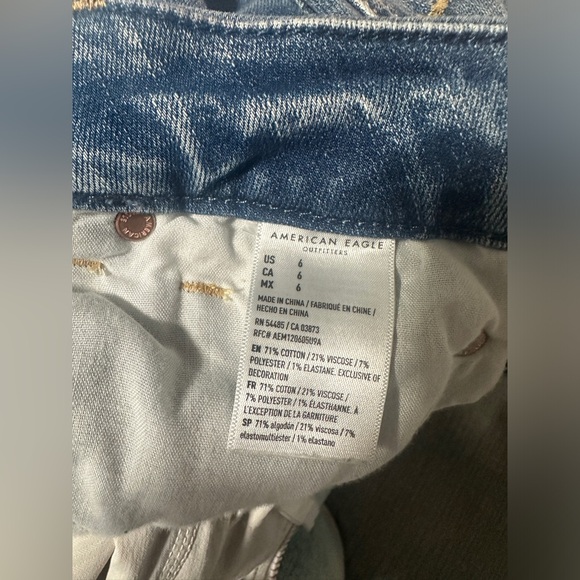 American Eagle Curvy Super Hi-Rise Shortie - Picture 8 of 10